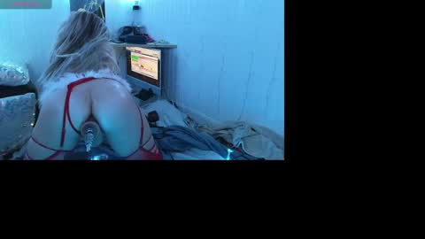 Snapshot of clover51980 chatting on 12.04.24 Clover51980 online show from 12.04.24