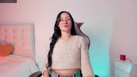 Snapshot of clover_tter_ chatting on 11.04.25 Chloe online show from 11.04.25