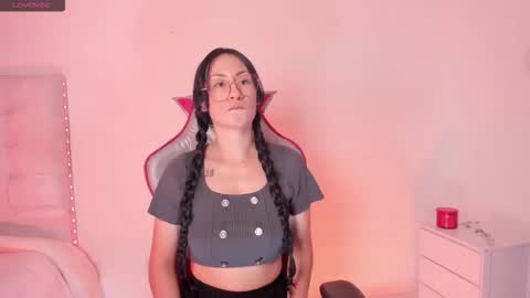 Snapshot of clover_tter_ chatting on 11.07.25 Chloe online show from 11.07.25