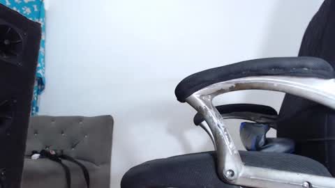 Snapshot of coco1269hard chatting on 01.11.25 Joker Big dick online show from 01.11.25