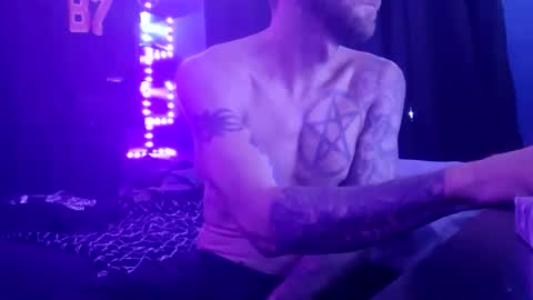 Snapshot of colevan2390 chatting on 11.17.25 colevan2390 online show from 11.17.25