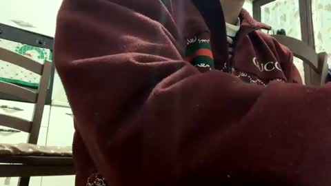 Snapshot of comobailamioso chatting on 02.16.25 comobailamioso online show from 02.16.25