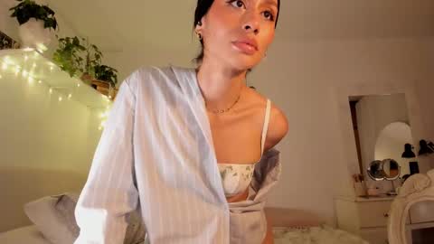 Snapshot of connie_deep chatting on 02.09.25 connie online show from 02.09.25