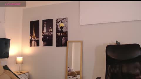 Snapshot of connie_haze chatting on 12.05.24 Connie online show from 12.05.24