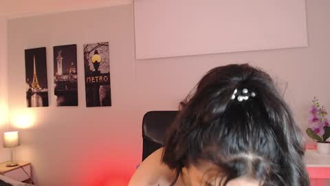 Snapshot of connie_haze chatting on 01.17.25 Connie online show from 01.17.25