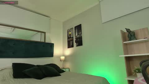 Snapshot of connie_haze chatting on 03.08.25 Connie online show from 03.08.25