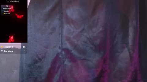 Snapshot of connie_haze chatting on 09.10.25 Connie online show from 09.10.25