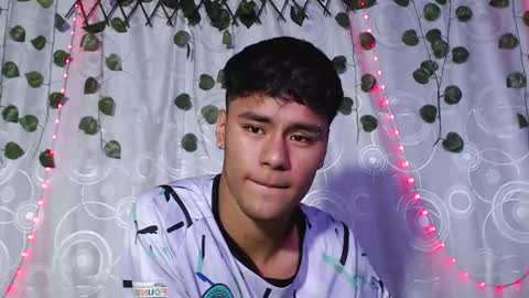 Snapshot of connor_michael chatting on 10.07.25 connor_michael online show from 10.07.25