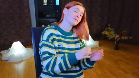 Snapshot of consuelaawkward chatting on 11.09.25 consuelaawkward online show from 11.09.25