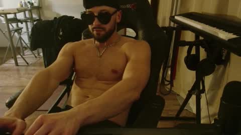 Stachu Jones online show from 11.17.25