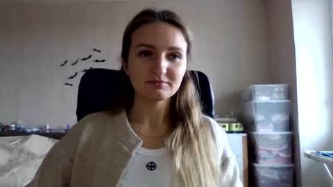 cora_fora online show from 10.15.25