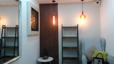 Coral online show from 11.18.25