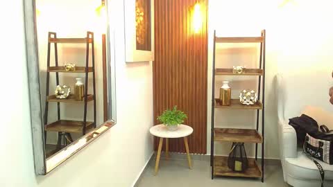 Coral online show from 11.27.25