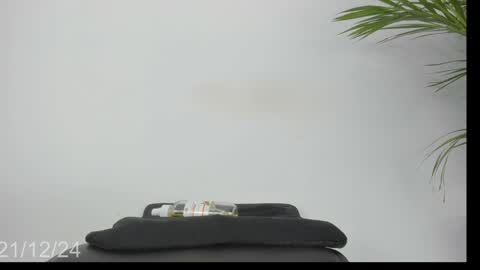 Snapshot of coral_princex chatting on 12.22.24 Coral princex online show from 12.22.24