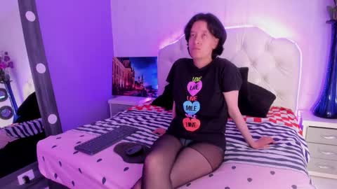 Snapshot of coralandocean chatting on 11.26.25 Coral and Ocean online show from 11.26.25