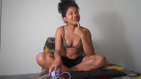 coraline_777 online show from 11.16.25