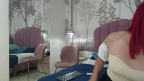 corineray online show from 09.12.25