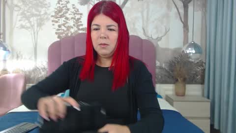 corineray online show from 10.17.25