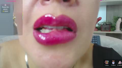 cortney tayler online show from 10.23.25