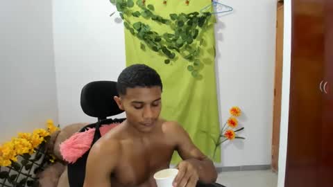 Snapshot of corzoethan chatting on 12.27.24 Ethan online show from 12.27.24