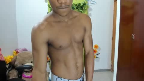 Snapshot of corzoethan chatting on 01.08.25 Ethan online show from 01.08.25