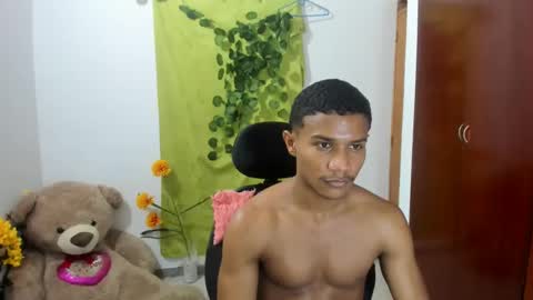 Snapshot of corzoethan chatting on 01.18.25 Ethan online show from 01.18.25