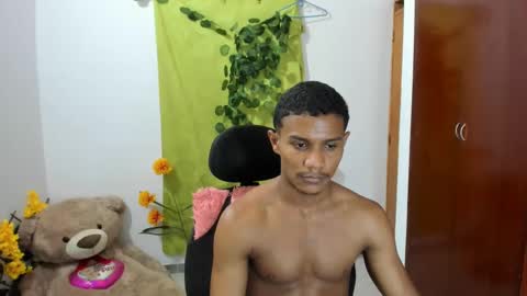 Snapshot of corzoethan chatting on 01.20.25 Ethan online show from 01.20.25