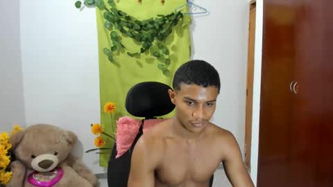 Snapshot of corzoethan chatting on 02.05.25 Ethan online show from 02.05.25