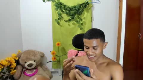 Snapshot of corzoethan chatting on 02.10.25 Ethan online show from 02.10.25