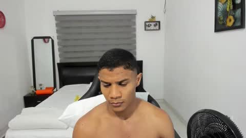 Snapshot of corzoethan chatting on 11.20.25 Ethan online show from 11.20.25