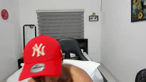 Snapshot of corzoethan chatting on 11.27.25 Ethan online show from 11.27.25