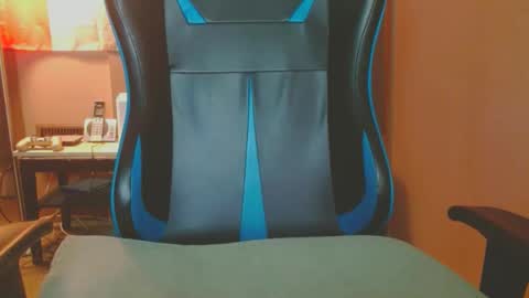 Snapshot of cosmicjones88 chatting on 02.17.25 cosmicjones88 online show from 02.17.25