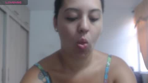  ALEJANDRO Y EMILY  online show from 12.02.25