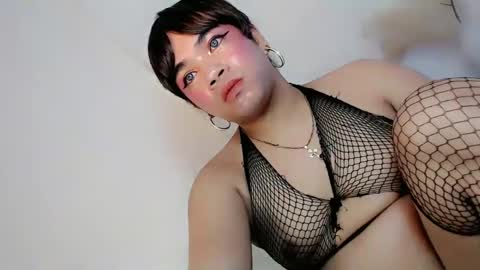 Snapshot of crazy_vixen chatting on 03.12.25 Hot Ayisha online show from 03.12.25