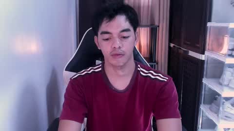 Snapshot of crazyasiancum chatting on 12.04.24 Zion online show from 12.04.24