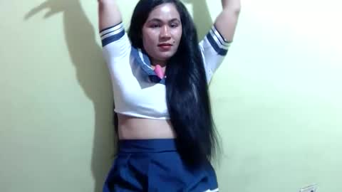 Snapshot of crazychicks4u chatting on 11.08.25 crazychicks4u online show from 11.08.25