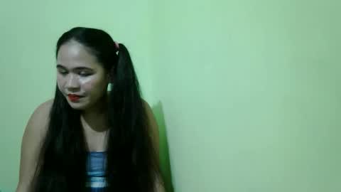 Snapshot of crazychicks4u chatting on 11.13.25 crazychicks4u online show from 11.13.25