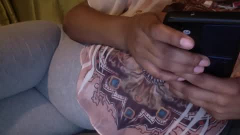 Snapshot of creamycocobabe chatting on 03.04.25 CreamyCocoBabe online show from 03.04.25
