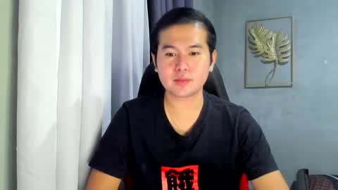 Snapshot of creamynow chatting on 01.08.25 BareCreamyCum online show from 01.08.25
