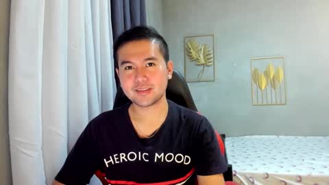 Snapshot of creamynow chatting on 02.01.25 BareCreamyCum online show from 02.01.25