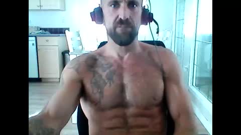 Snapshot of creatureofbeauty chatting on 09.17.25 creatureofbeauty online show from 09.17.25