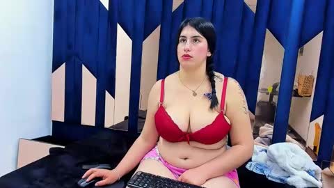 Snapshot of criistaal__ chatting on 12.12.24 Criistaal   online show from 12.12.24