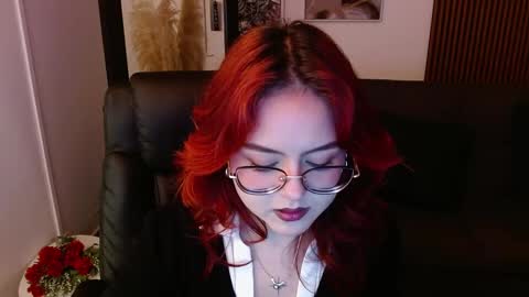 Snapshot of crimson_tati chatting on 03.04.25 Tatiana online show from 03.04.25