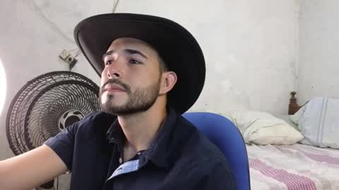 Snapshot of cris_simons chatting on 01.18.25 cris_simons online show from 01.18.25