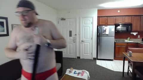 Snapshot of crisp_xris chatting on 11.14.25 Crisp Xris online show from 11.14.25