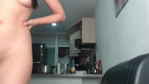 Snapshot of cristal_loverss chatting on 09.19.25 cristal beautiful online show from 09.19.25