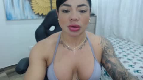 Natalie                      online show from 09.22.25