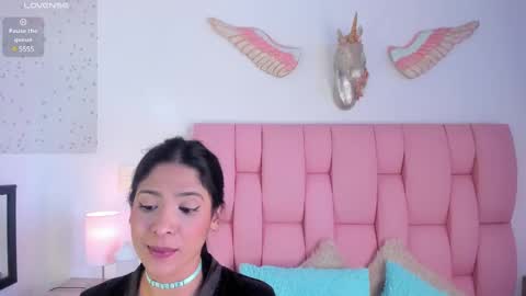 Snapshot of cristalmunez chatting on 01.28.25 cristal online show from 01.28.25