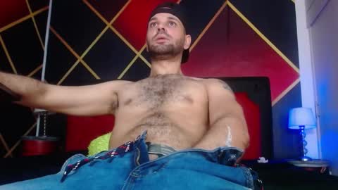 Snapshot of cristian_hot9 chatting on 02.28.25 cristian hot9 online show from 02.28.25