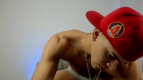 Snapshot of cristiianmartinez chatting on 09.18.25 Cristian online show from 09.18.25